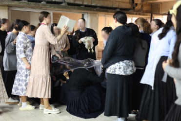 The Customary Kapparos Ritual Before Yom Kippur